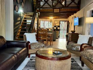 Tranquil Bush Cottage at Kruger - Marloth Park - 9
