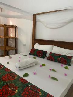 Reef 2Nungwi House - 6