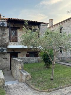 Jordan's Stone House - Siviri - 7