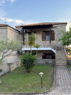 Helen's Stone House - Siviri - 9