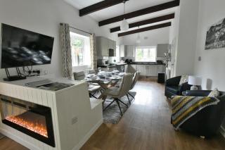 Bulverton House Holiday Cottages - Sidmouth - 0