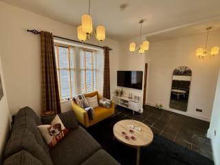 Rosebery House in quiet area of city centre - Inverness - 0