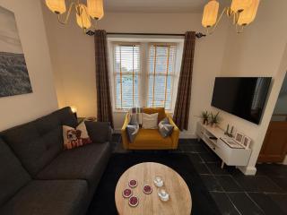Rosebery House with private garden in quiet area of city centre - Inverness - 8