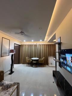 5 Marla 2 bed penthouse For Family stay Secured - Lahore - 3