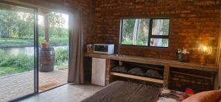 Merwespont Guesthouses#DieHouthuis#Die Wyntenke#A Snoozer's Cottage# - 7