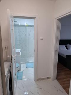 Apartment, 3 rooms,nearby Piata Victoriei and Gara de Nord, main railwaystation - Bucharest - 6
