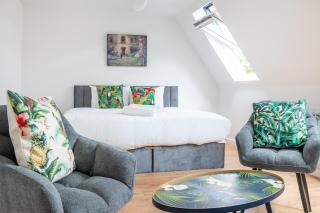 Swift Host - Friars Quay - Riverside - Sleeps up to 8 - Free Parking - City Centre - 4