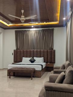 Conifer River side Hotel and Resort Kaghan - Mahāndri - 9