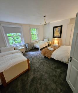 Waterloo, Haru Residence can sleep up to 8ppl - Maidstone - 2