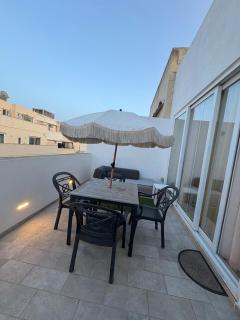 Cute little Penthouse in the Heart of Sliema - Sliema - 3