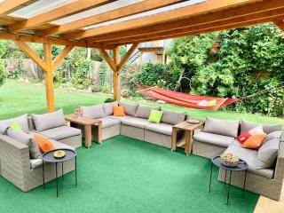 Szárszó Apartment with 3 rooms and PRIVATE BEACH, PRIVATE PARKING - Balatonszárszó - 0