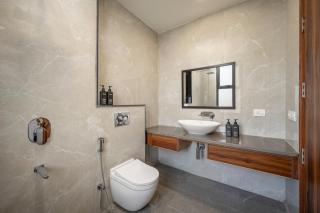 Wandr Hotel Golf Course Road, Near Cyber City, Gurugram - Gurgaon - 6