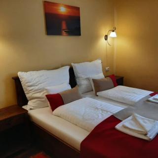 Thermália Vendégházak - Tulipán Apartman - Kaba - 2