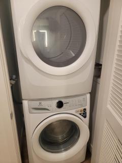 Stylish Studio with Parking, Near the Zoo, Airport, Downtown, Balboa Park - San Diego - 3