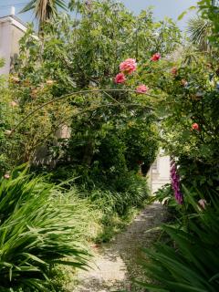 Rose Garden Maisonette - Falmouth - 9