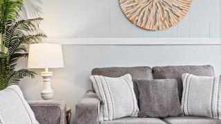 Modern Beach Retreat Sleeps 8 - Big Yard & BBQ - Ventnor City - 1