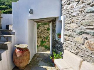 Stone House near Achla River - Andros - 9