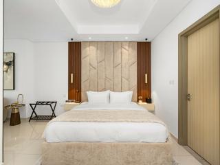 Luxury Apartments at Paramount Midtown by Dale Lee - Dubai - 6