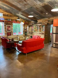 Hermann Grain Bins BNB Entire Complex sleeps 16 - Hermann - 4