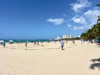 Hobie Beachfront Apartment Isla Verde - San Juan - 4