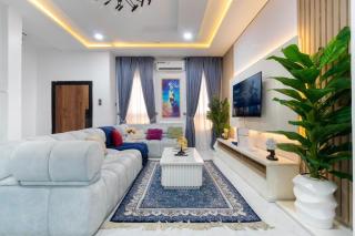 Shortlet By Loveline - Ibadan - 3