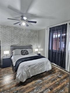 Serene Lakefront Cottage Escape - 4