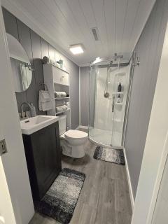 Hot Tub/Snowmobile Trails/The Hemlock - - 3