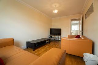 Free Parking 6 Beds Fully Equipped Home Favourite by Contractors & Groups - Earley - 5
