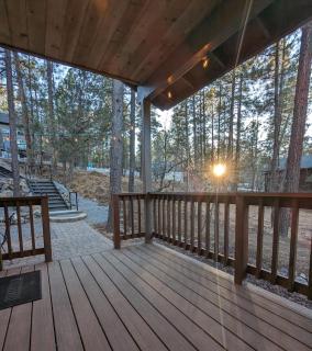 The Perfect Pair, Cozy Cottage Lakeside & Hillside Hangout for Large Groups - Pinetop-Lakeside - 1