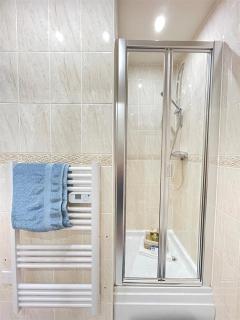 Saltwater Apartment at Marina Swansea City Centre - Swansea - 4