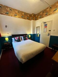 Barons Court Hotel - 6