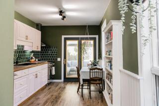 The Parkdale Cottage - Toronto - 6