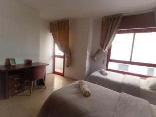Appartement à MALABATA en face CENTRE COMMERCIAL MEGARAMA & la gare de TGV F3 - Tangier - 1