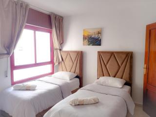 Appartement à MALABATA en face CENTRE COMMERCIAL MEGARAMA & la gare de TGV F3 - Tangier - 5