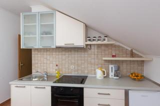 Comfort One Bedroom Apartment with Balcony and Sea View VELIKI - Ston - 7