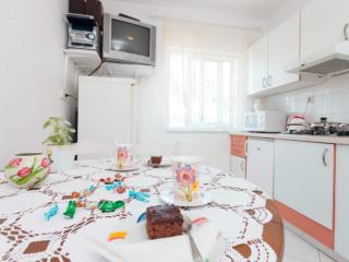 Apartments Lili - Two Bedroom Apartment Balcony - Podgora - 9