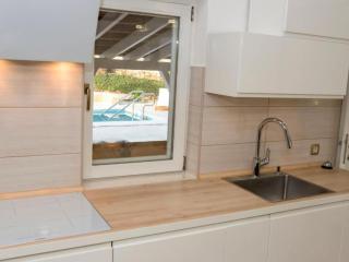 Villa Gabriel - Three Bedroom Villa with Outdoor Pool - 7