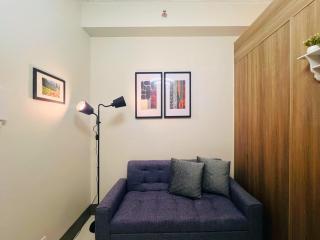 1BR Condotel with Balcony at FAME Residences #FM26-1 - Manila - 9