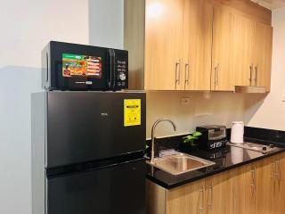 1BR Condotel with Balcony at FAME Residences #FM26-1 - Manila - 6