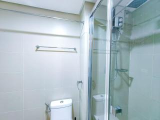 1BR Condotel with Balcony at FAME Residences #FM26-1 - Manila - 4