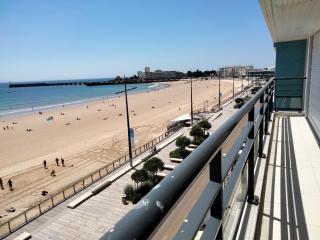 T3 face mer avec balcon - 3ᵉ étage, 100 m du centre - 6 personnes - Garage - Plage au pied - FR-1-331-101 - Les Sables-dʼOlonne - 8