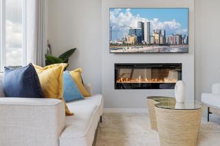 Luxury and Spacious 5 bedroom home in Calgary near YYC - Calgary - 0