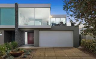 Luxury Retreat with Pool in top location - Ocean Grove - 0