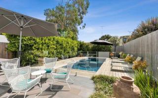 Luxury Retreat with Pool in top location - Ocean Grove - 8