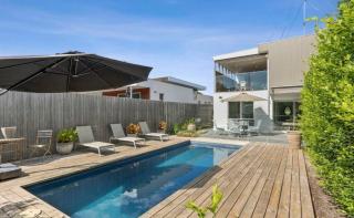 Luxury Retreat with Pool in top location - Ocean Grove - 3