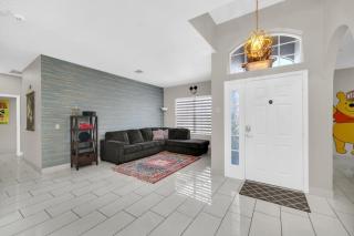 Beautiful Home, Great For Kids Near Disney! villa - 2