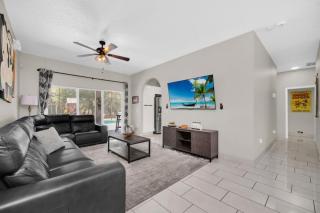 Beautiful Home, Great For Kids Near Disney! villa - 1