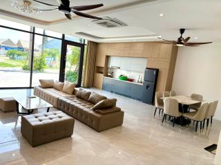 M Villa - Flamingo Hải Tiến - - 4