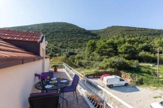 Comfort One Bedroom Apartment with Balcony and Sea View VELIKI - Ston - 1