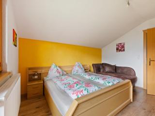 Sunlit Apartment near Ski Area in Hollersbach im Pinzgau - Hollersbach im Pinzgau - 3